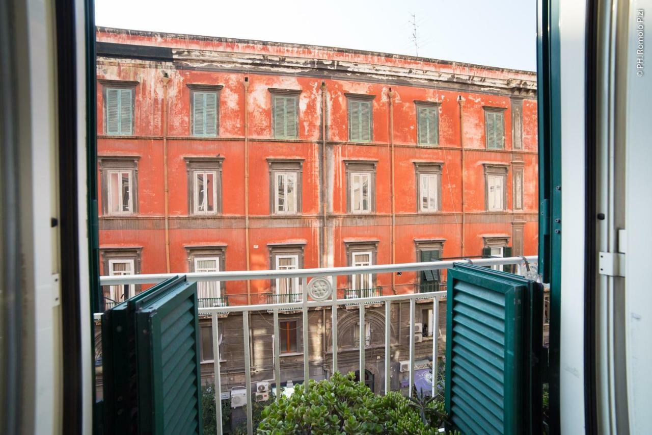 Duomo Miradois 152 Napoli Panzió Kültér fotó